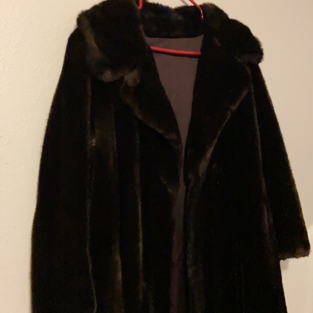 Tissavel of France Vintage Faux Fur Coat - Picture 3 of 6